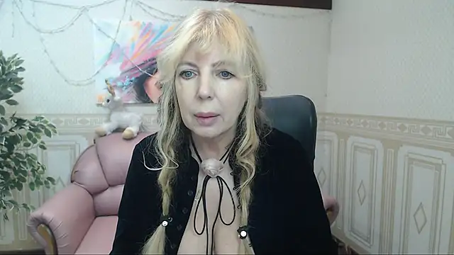 Anna Diax online show from 8, 2, 2025