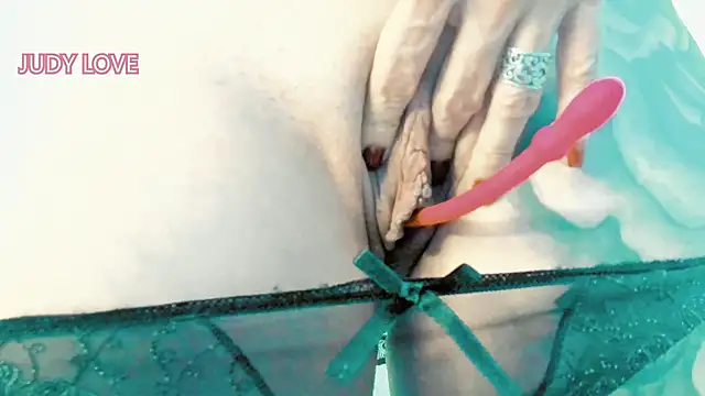 Sweet Apple01 online show from 12, 2, 2025