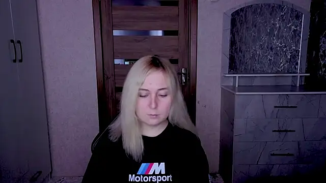 Kristy-Max online show from 21, 4, 2026