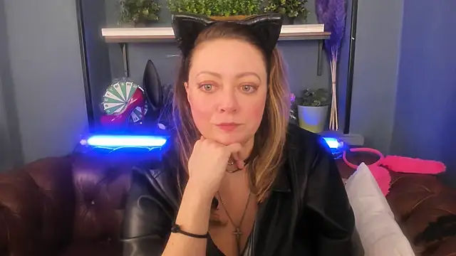 JesiaFoxi online show from 22, 2, 2025