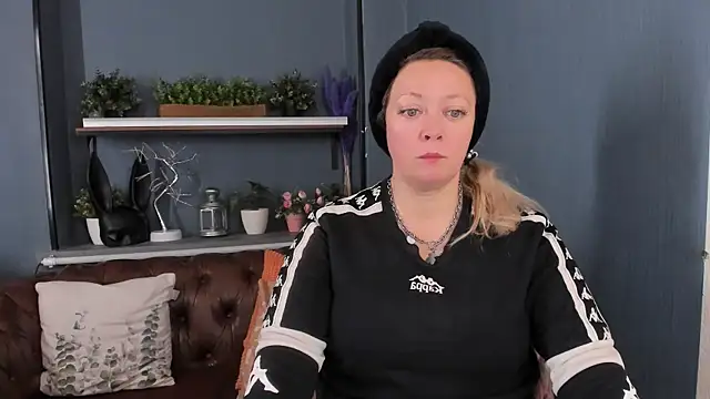 JesiaFoxi online show from 4, 10, 2025