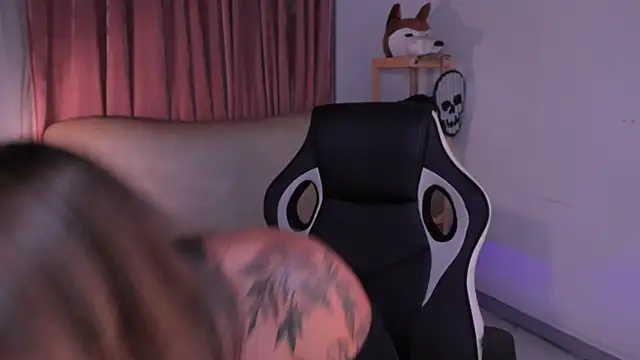 ashleyvalirya online show from 23, 10, 2025