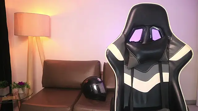 ashleyvalirya online show from 13, 2, 2026