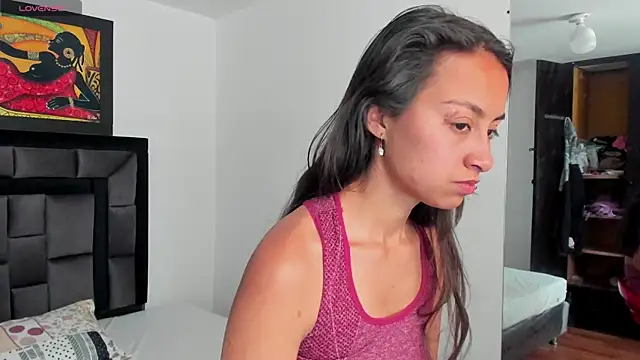 Snapshot of tatiana_valencia chatting on 3, 2, 2025 tatiana valencia online show from 3, 2, 2025