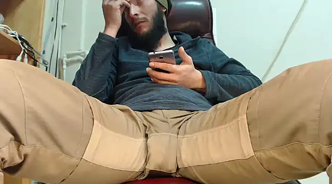 hardbigcock16 online show from 18, 1, 2025