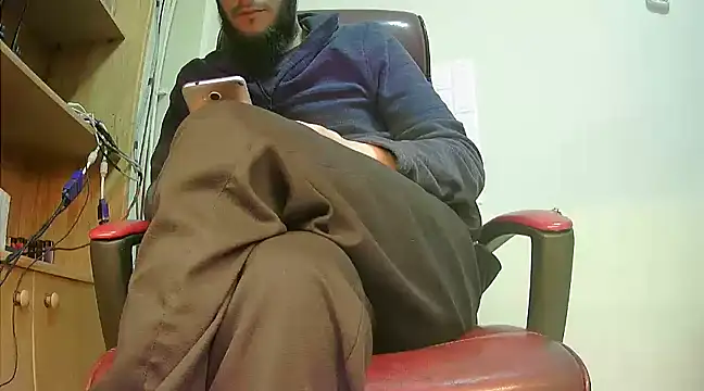 hardbigcock16 online show from 3, 2, 2025