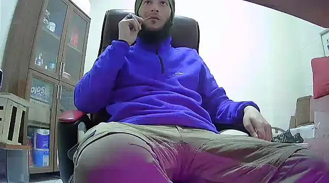 hardbigcock16 online show from 14, 2, 2025