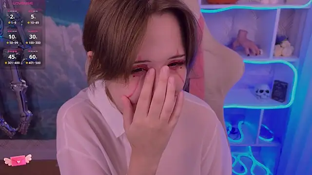 Mary uw online show from 31, 10, 2025