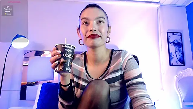 paulinabarnett- online show from 4, 3, 2025