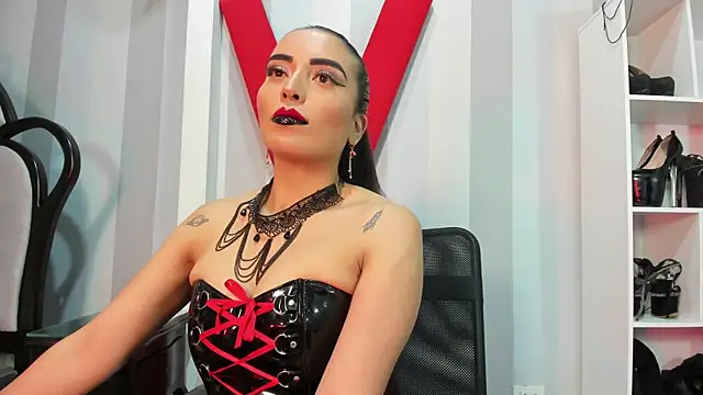 MeliizaQueen online show from 7, 1, 2025