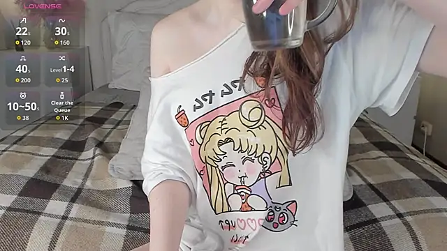 Snapshot of Battyheaven chatting on 6, 11, 2025 Battyheaven online show from 6, 11, 2025