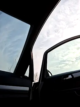 allinqueen online show from 9, 3, 2025