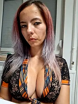 allinqueen online show from 13, 10, 2025