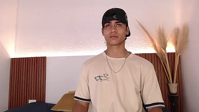 zander 2120 online show from 7, 12, 2024