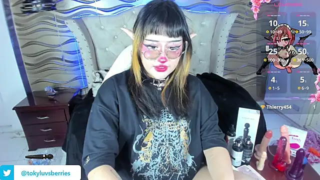 toky doll online show from 7, 12, 2024