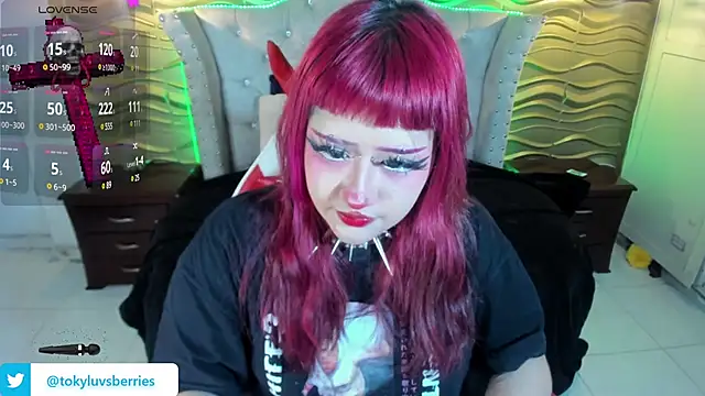 toky doll online show from 30, 1, 2025