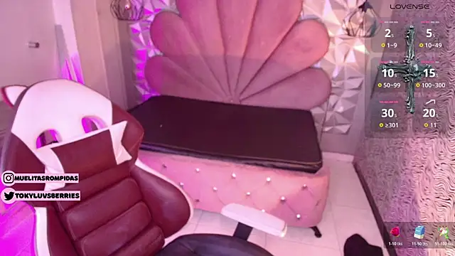 toky doll online show from 23, 12, 2025