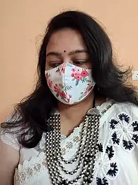 neelu-hoty online show from 28, 1, 2025