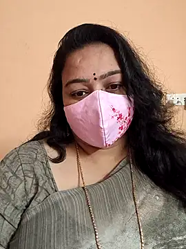 neelu-hoty online show from 6, 2, 2025