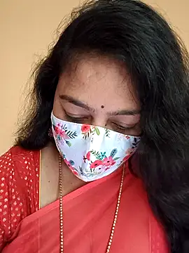 neelu-hoty online show from 5, 3, 2025