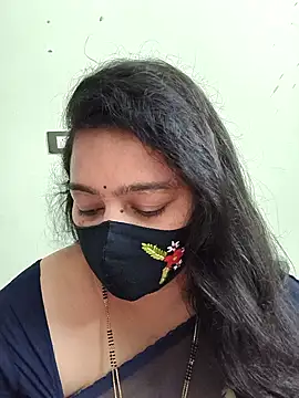 neelu-hoty online show from 2, 3, 2026