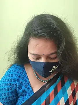 neelu-hoty online show from 17, 5, 2026