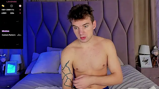 Snapshot of ArthurWhitee chatting on 31, 1, 2025 ArthurWhitee online show from 31, 1, 2025