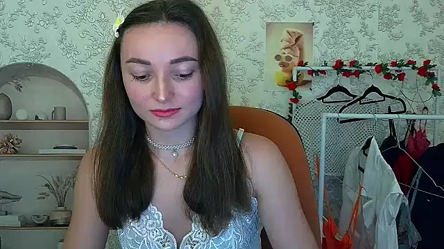  Barbie Kiss  online show from 23, 11, 2025