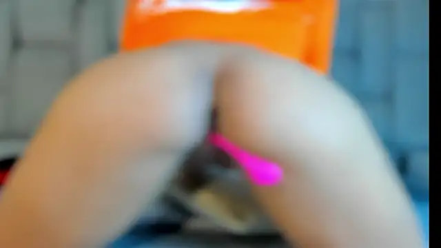 Hanna lens online show from 1, 3, 2025