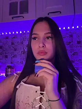 EricaWalls online show from 4, 2, 2025