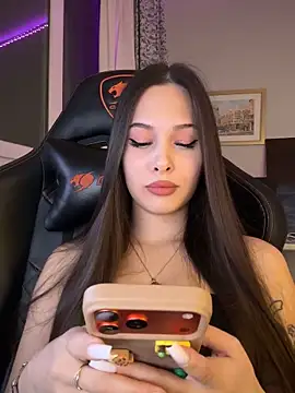 Snapshot of EricaWalls chatting on 5, 2, 2026 EricaWalls online show from 5, 2, 2026