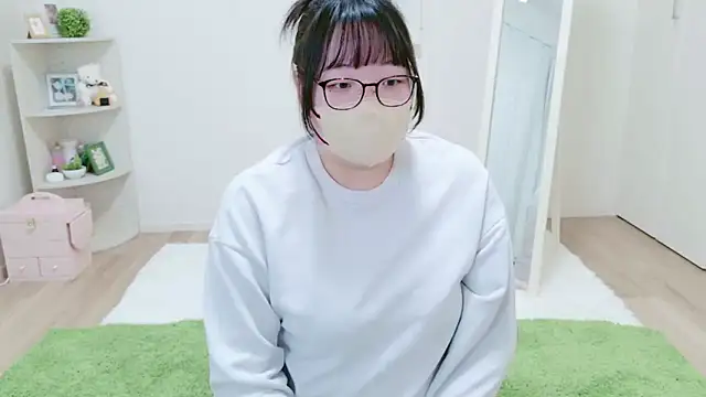 Snapshot of o-Aya-o chatting on 11, 2, 2025 o-Aya-o online show from 11, 2, 2025