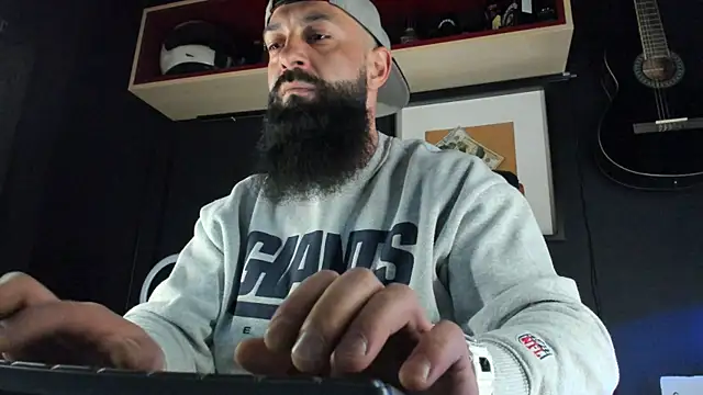 axxelrich  online show from 8, 2, 2025