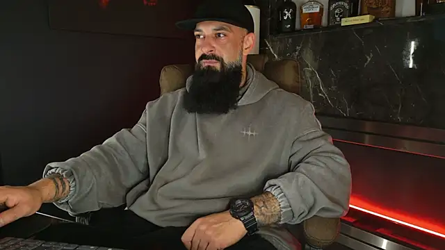 axxelrich  online show from 4, 11, 2025