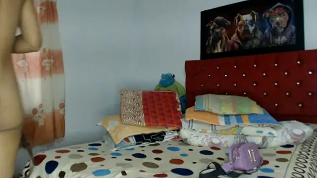 dirtycouplehot2 online show from 6, 3, 2025