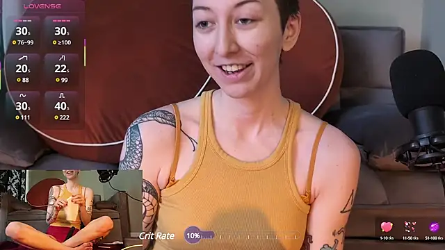 lovelylucyy online show from 3, 3, 2025