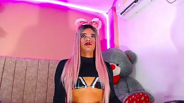 vanessa nauthygirls online show from 19, 3, 2025