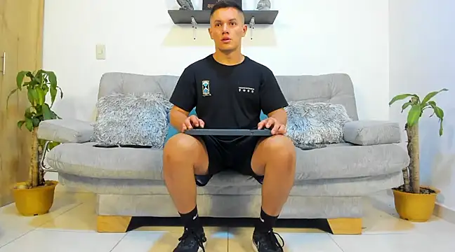 julian wallace online show from 23, 1, 2025