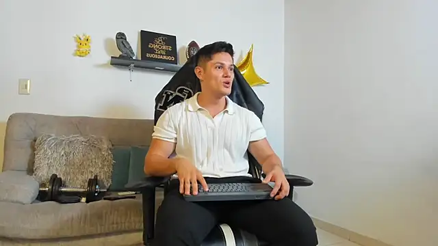 julian wallace online show from 13, 10, 2025