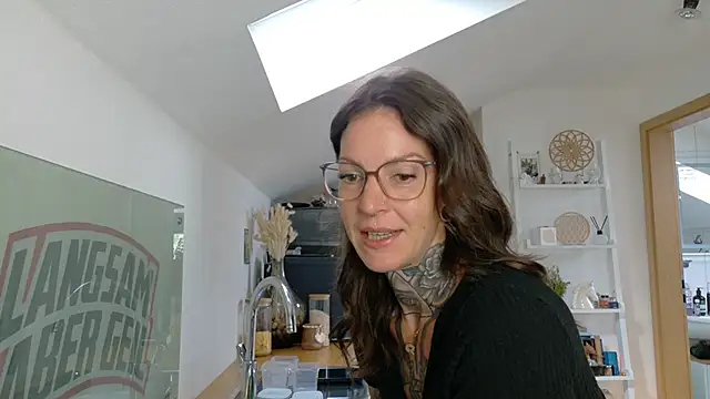 BrownieyQueen online show from 18, 7, 2026