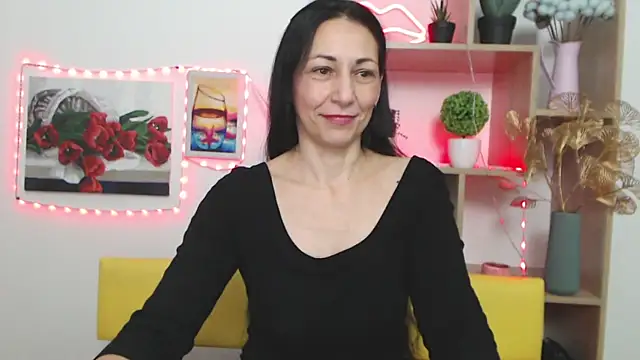 Snapshot of LiluGrants chatting on 18, 1, 2025 LiluGrants online show from 18, 1, 2025