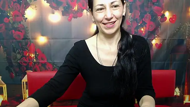 Snapshot of LiluGrants chatting on 27, 1, 2025 LiluGrants online show from 27, 1, 2025
