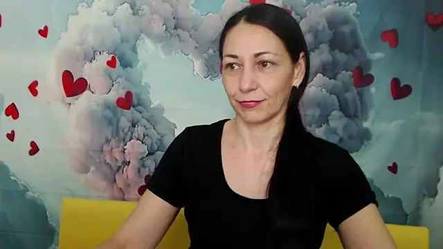 Snapshot of LiluGrants chatting on 1, 2, 2025 LiluGrants online show from 1, 2, 2025