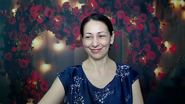 Snapshot of LiluGrants chatting on 6, 2, 2025 LiluGrants online show from 6, 2, 2025