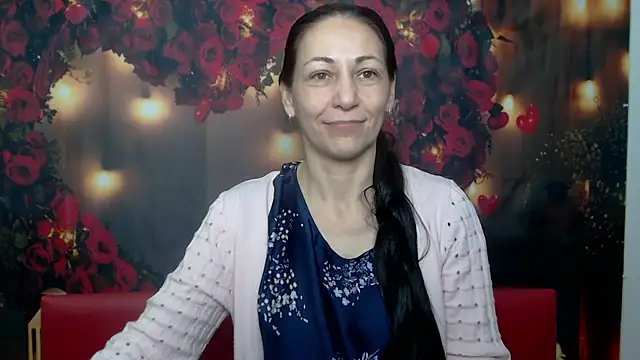Snapshot of LiluGrants chatting on 7, 2, 2025 LiluGrants online show from 7, 2, 2025