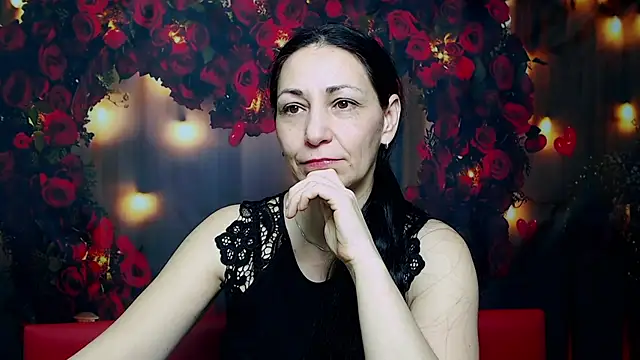 Snapshot of LiluGrants chatting on 18, 2, 2025 LiluGrants online show from 18, 2, 2025