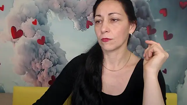 Snapshot of LiluGrants chatting on 7, 3, 2025 LiluGrants online show from 7, 3, 2025