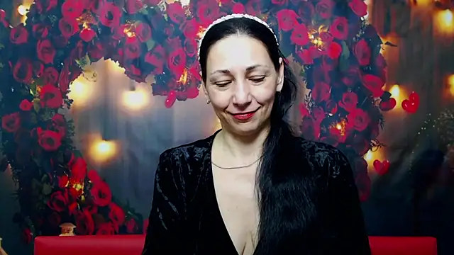 Snapshot of LiluGrants chatting on 12, 3, 2025 LiluGrants online show from 12, 3, 2025
