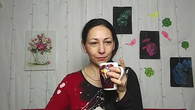 Snapshot of LiluGrants chatting on 16, 3, 2025 LiluGrants online show from 16, 3, 2025