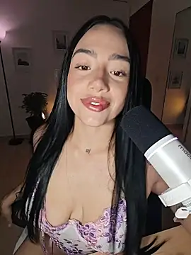 helena smith online show from 23, 7, 2026